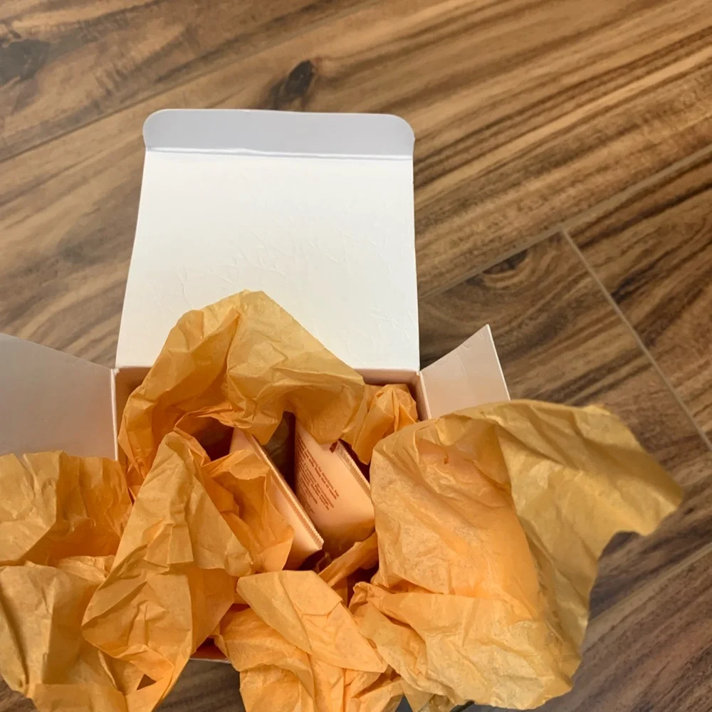 - Arbonne firming body cream & serum - Picture 2 of 4